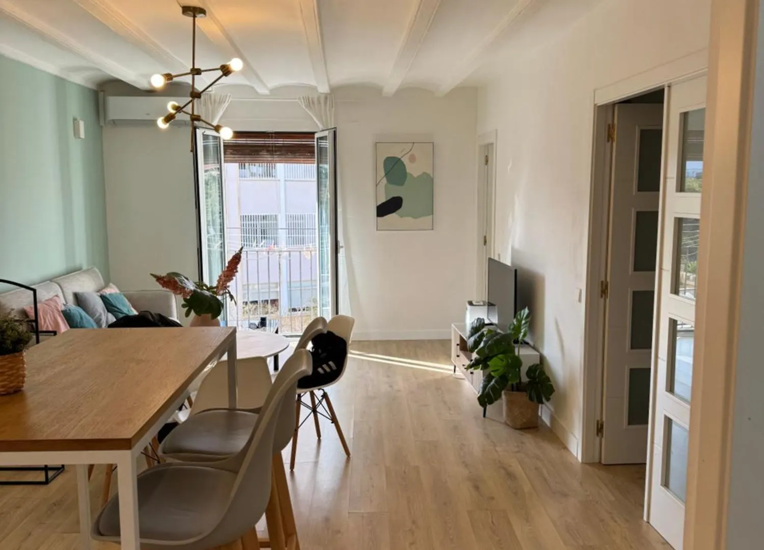 Unique Ramblas Barcelona Apartment